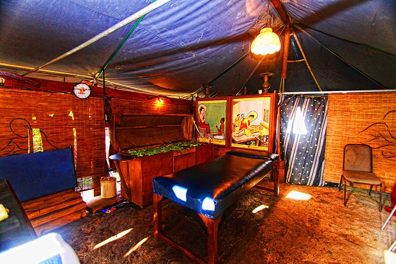 Rockwood Villa Канди Экстерьер фото