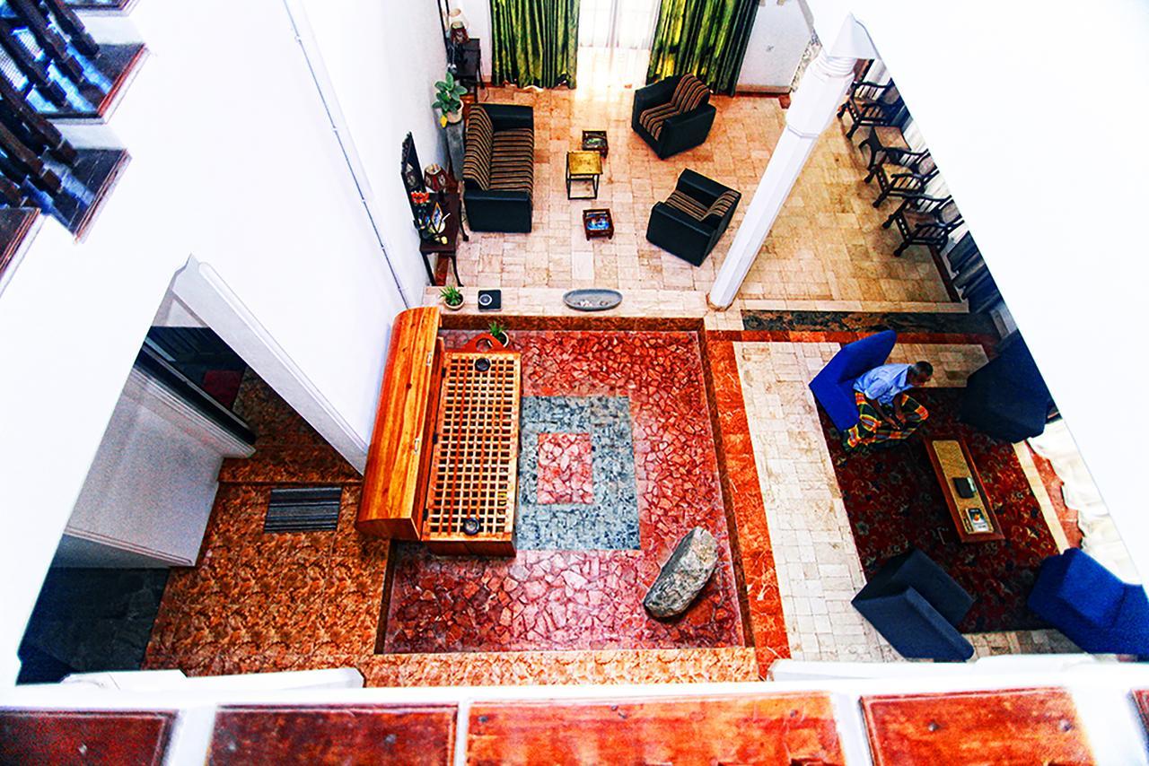 Rockwood Villa Канди Экстерьер фото